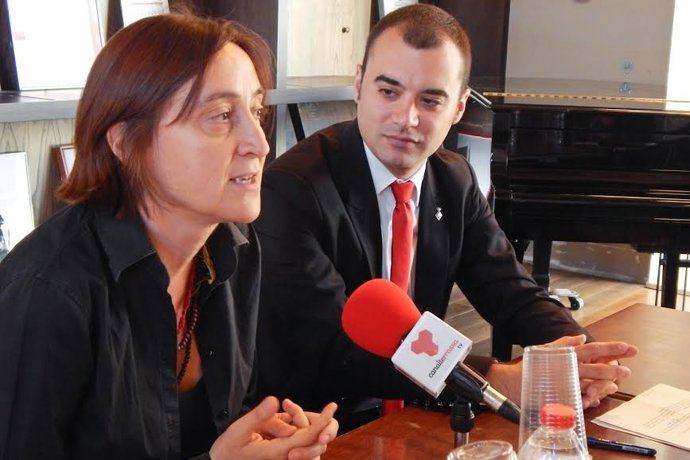 El alcalde de Terrasssa Jordi Ballart y la arquitecta Itziar González