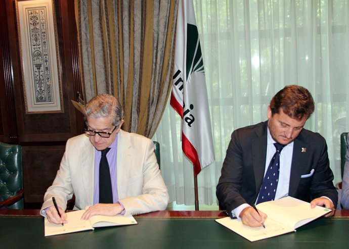 Acuerdo entre Unicaja y la Agrupación de Cofradías