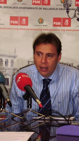 El presidente del Grupo Municipal Socialista, Óscar Puente.
