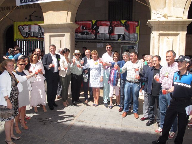Inauguración de la Barra Sin Alcohol de las fiestas de Teruel