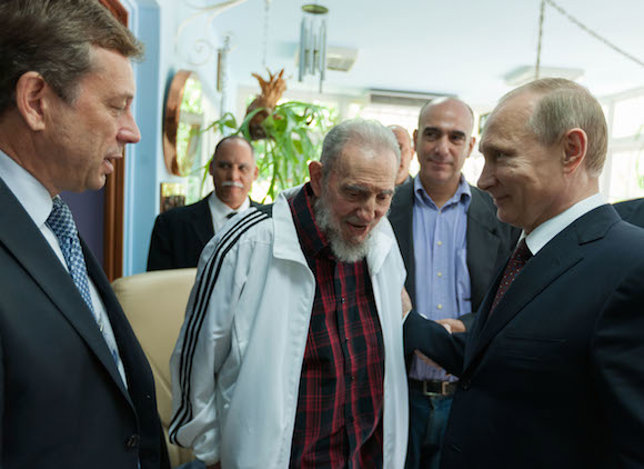 fidel-castro-y-vladimir-putin-en-La-Habana-1.jpg