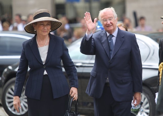  Queen Paola And King Albert Of Belgium Attend A Mas