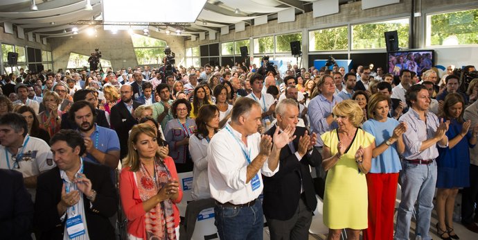 La dirección nacional del PP en su Escuela de Verano de El Escorial
