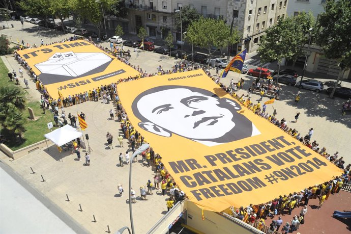 Lona con el lema de la ANC: "El 9N votaremos libertad"               