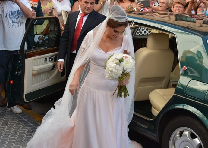 Su boda, la mejor presentación de Lourdes como diseñadora