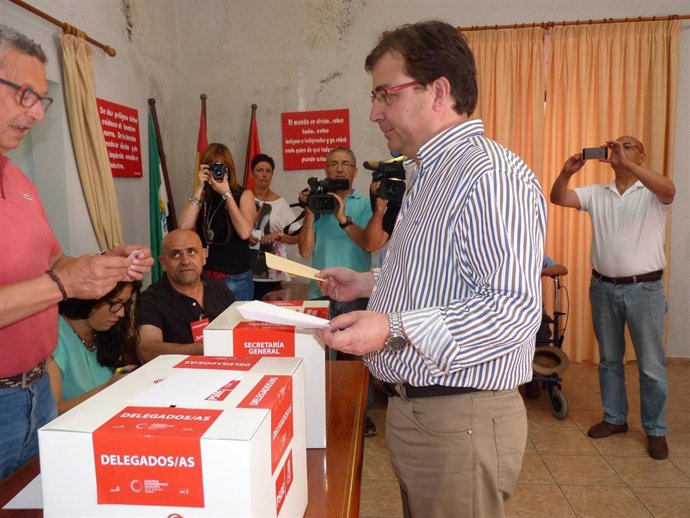 Vara vota en Olivenza para elegir al secretario general