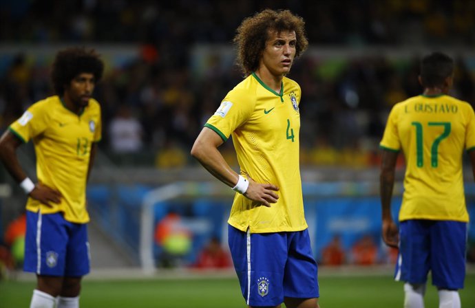 David Luiz, Dante y Luiz Gustavo