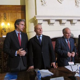 El ministro Wert en la UIMP con el rector y el alcalde de Santander