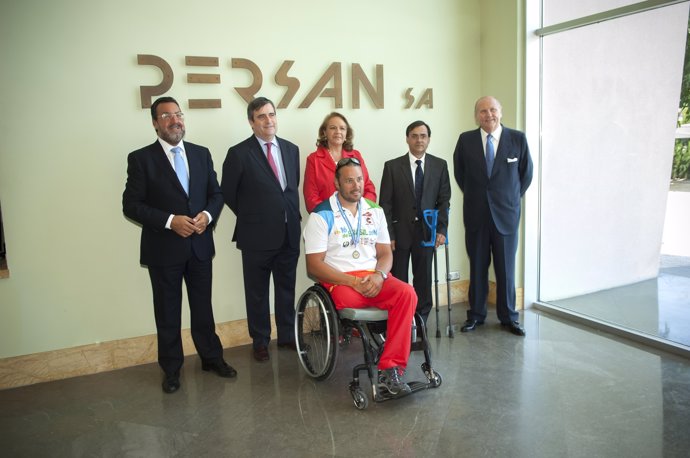 Firma del patrocinio entre PERSAN y el Comité Paralímpico