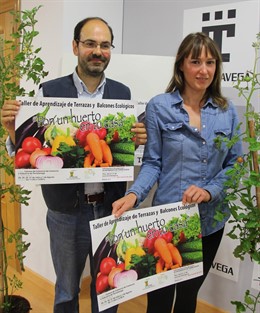 Cartel huertos ecológicos en Torrelavega