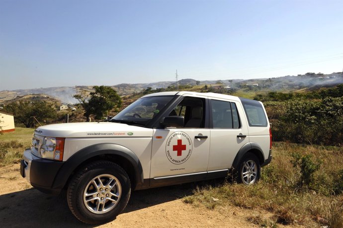 Land Rover renueva su acuerdo humanitario con Cruz Roja