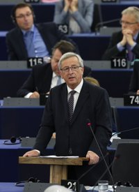 Juncker propone un plan de inversión público-privado en la UE de 300.000 millones
