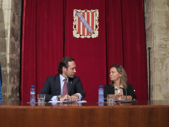 Bauzá y Salom en el Consolat de Mar