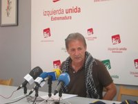 Escobar (IU) pide a Monago que cancele "colaboraciones" con Israel