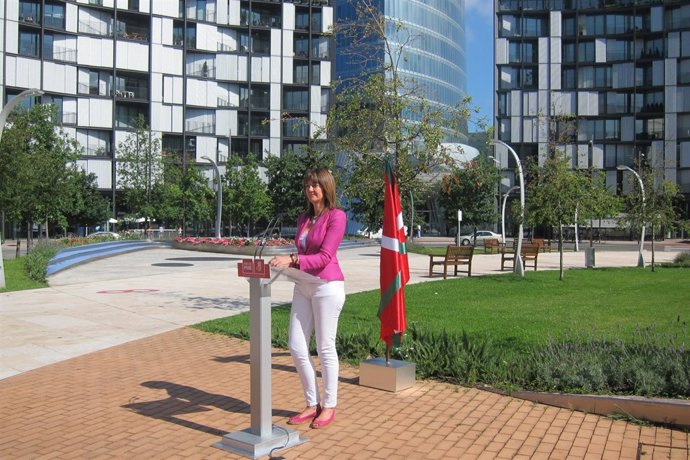 Idoia Mendia presenta su candidatura a secretaría general del PSE