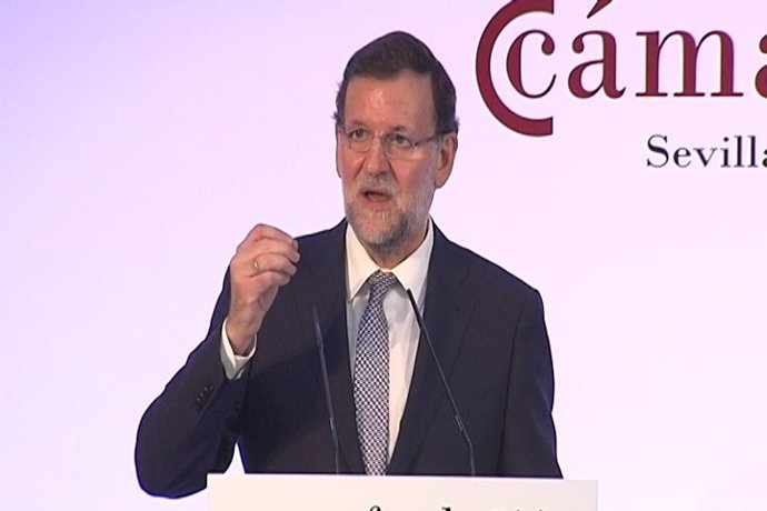 Rajoy dice que reforma fiscal dejará 9.000 millones