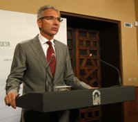 Junta critica los "bandazos" del PP-A al pedir un fondo de emergencia social y le recuerda que ya hay dos decretos