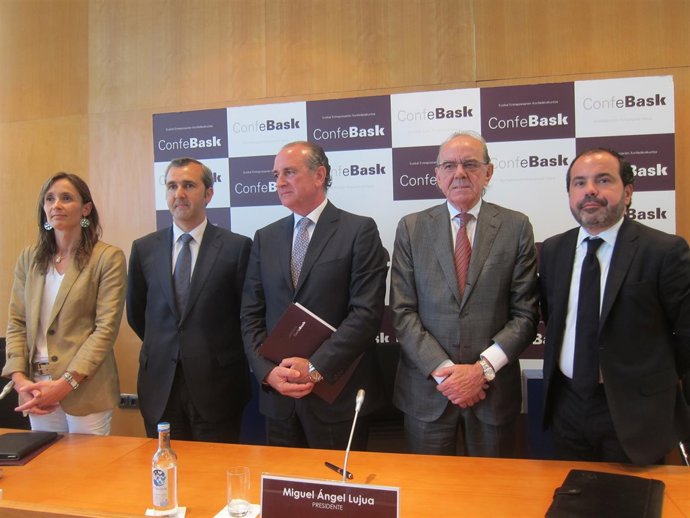 Responsables de Confebask, Adegi, SEA y Cebek