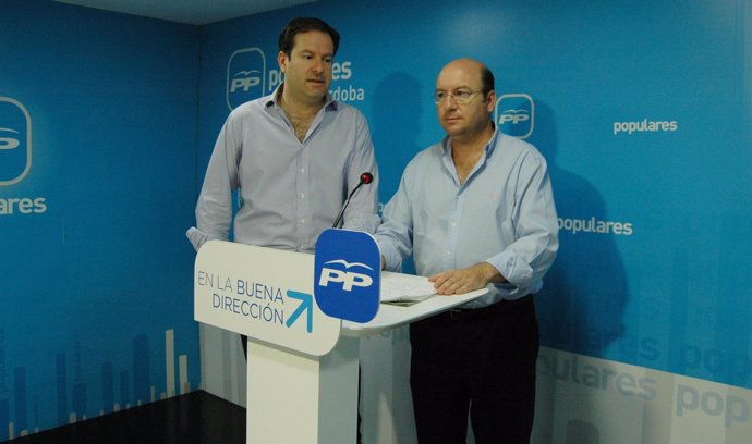 Molina y Navas en la sede del PP de Córdoba