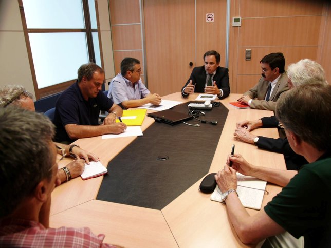 Xavier de Pedro reunión con el alcalde de Sangüesa.