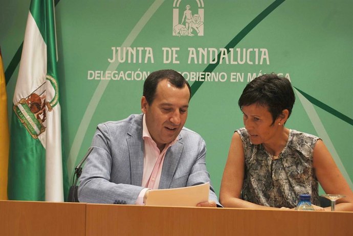 Rueda y Ruiz Espejo rueda de prensa CADE
