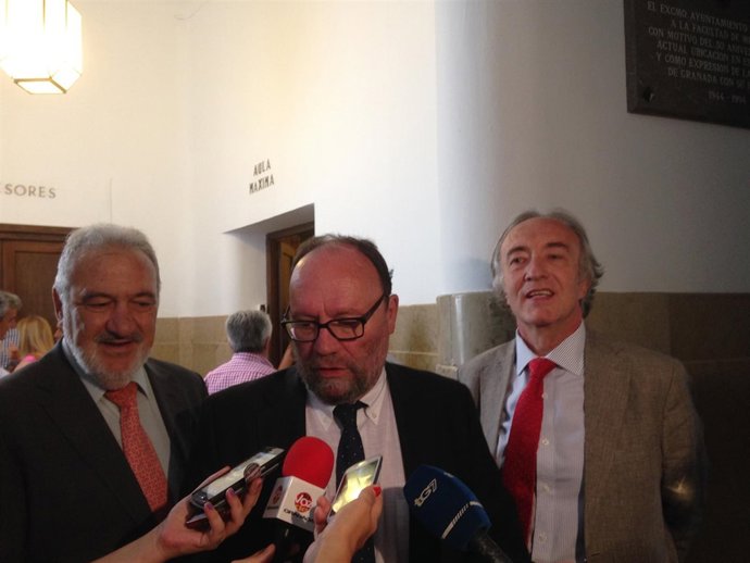 Rector de la UGR, Francisco González Lodeiro