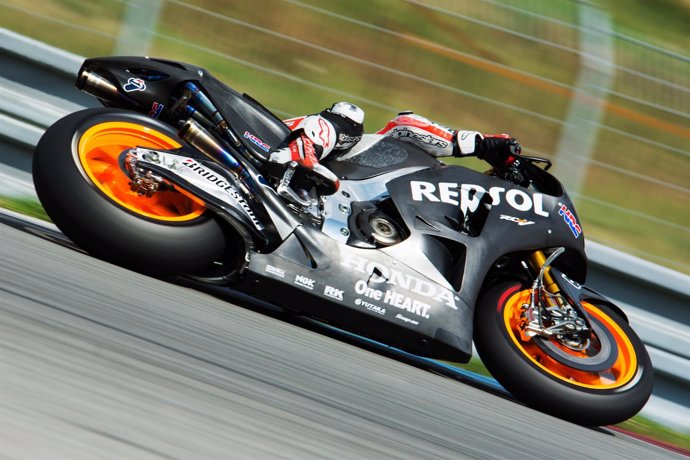 Repsol Honda estrena la moto de 2015 en Brno