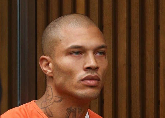 Jeremy Meeks, el preso más guapo consigue un contrato como modelo
