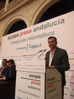 Antonio Maíllo en los desayunos de Europa Press Andalucía