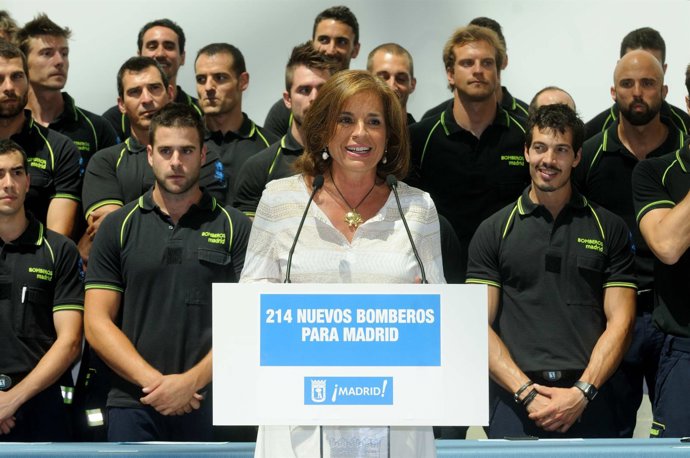 Botella con la nueva promoción de bomberos