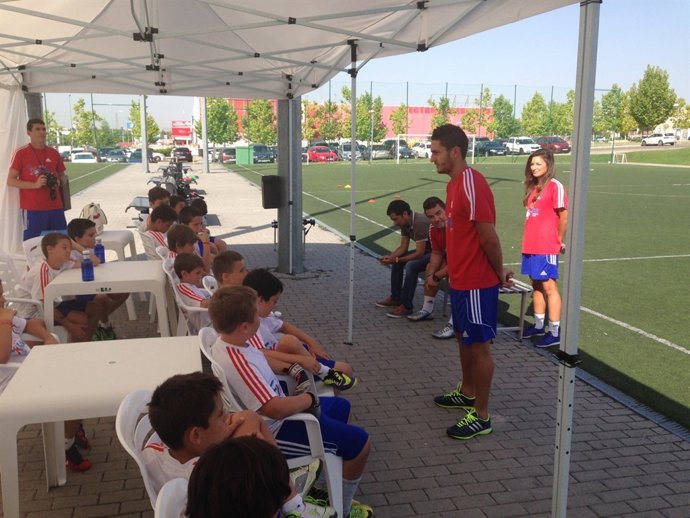 Koke visitó su Campus