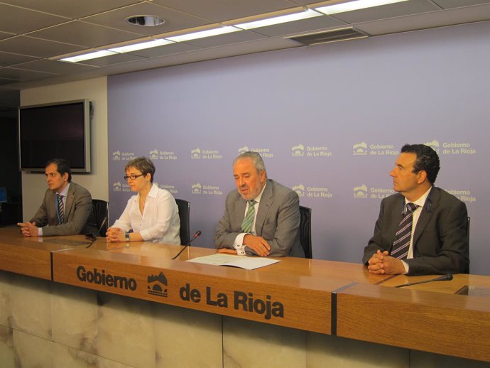 José Ignacio Nieto presenta a Lydia Álvarez Erviti, nueva investigadora de CIBIR
