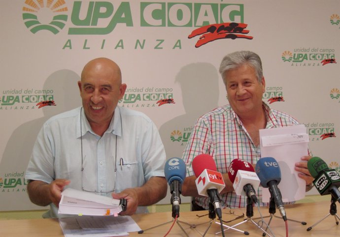 Aurelio Pérez (i) y Julio López (d), de la Alianza UPA-COAG