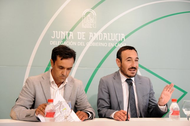 El delegado de la Junta en Cádiz, López Gil, presenta un balance de IDEA 