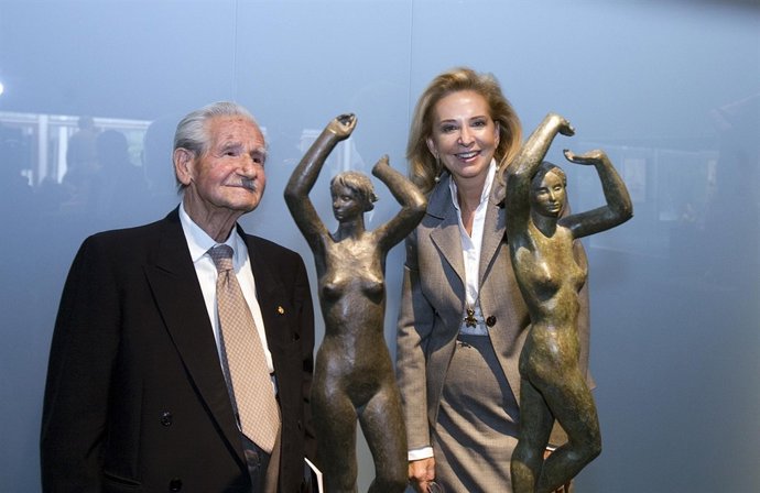 Silvestre de Edeta con la concejala de Cultura, Mayrén Beneyto