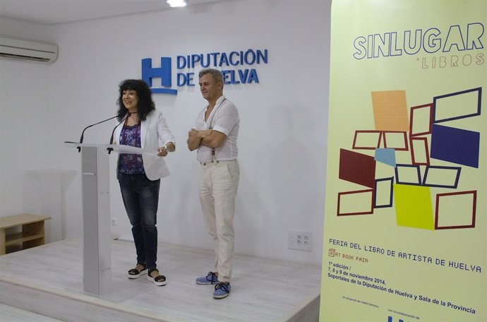 La diputada de Cultura, Elena Tobar.