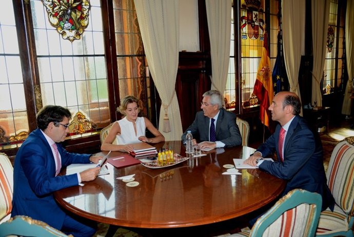 Reunión de Cetarsa y García Tejerina 