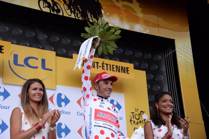 El ciclista español Purito Rodríguez en el Tour con el maillot de la montaña