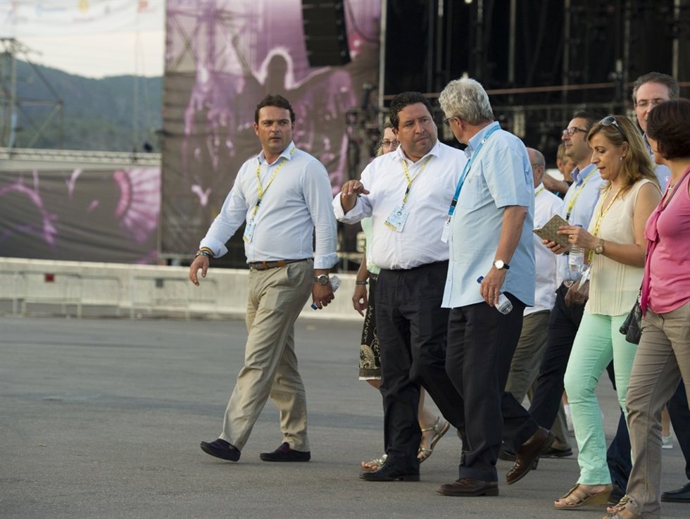 Moliner y miembros de la organización del FIB