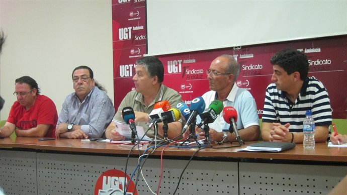 Dirigentes de CCOO y UGT en Huelva sobre el sector de la hostelería.