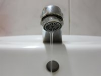 Facua insiste en la "necesidad ineludible" de modificar las tarifas de agua en la capital