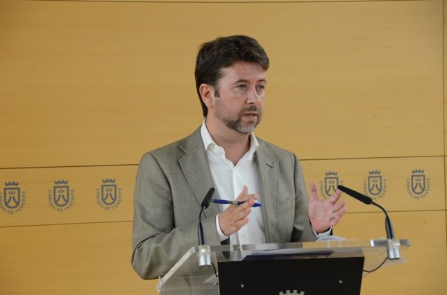 Carlos Alonso, presidente del Cabildo de Tenerife