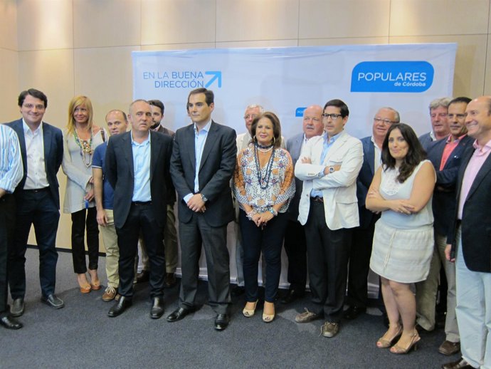 Asistentes al encuentro del PP con empresarios y autónomos sobre reforma fiscal