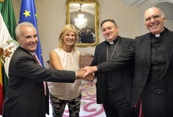 Ayuntamiento de Jerez aporta 400.000 euros a la rehabilitación de Santiago