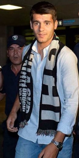 Álvaro Morata en su llegada a Turín