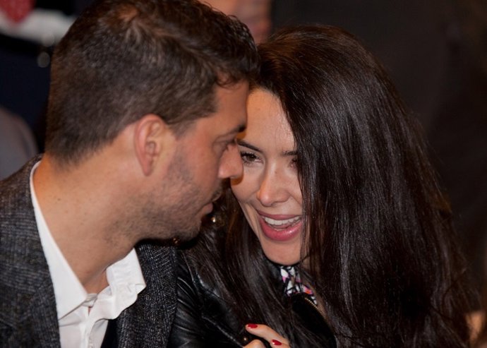 Rene Ramos y Vania Millan