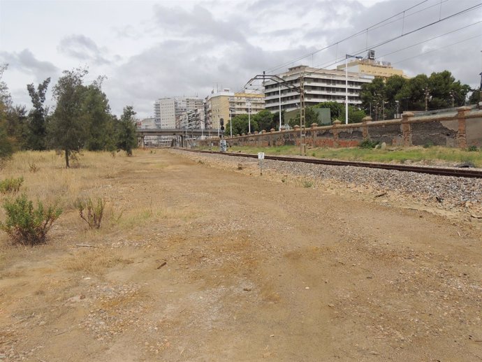 Tren en Huelva