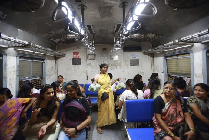 Vagón de tren para mujeres en India 