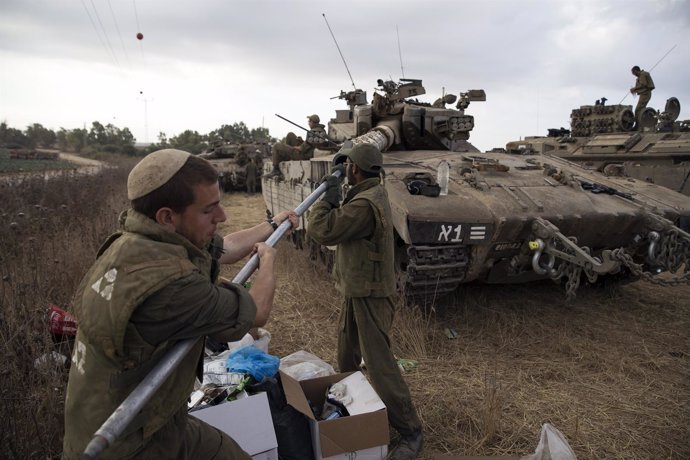 Soldados israelíes en la franja de Gaza 
