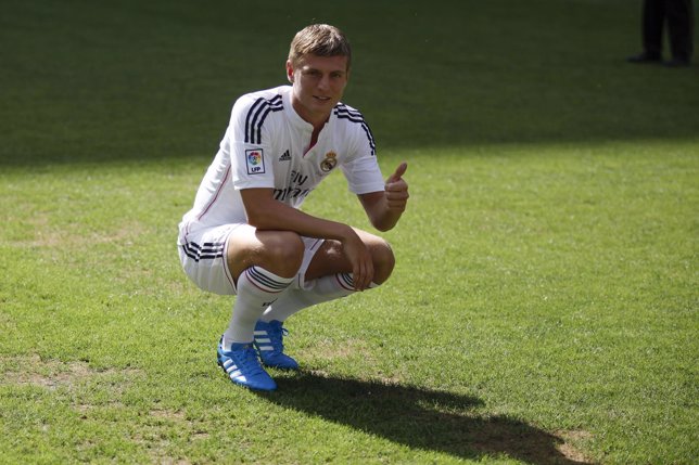 Toni Kroos en su presentación como jugador del Real Madrid